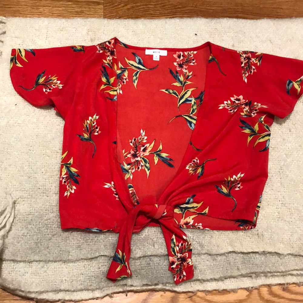 Floral tie up crop top
